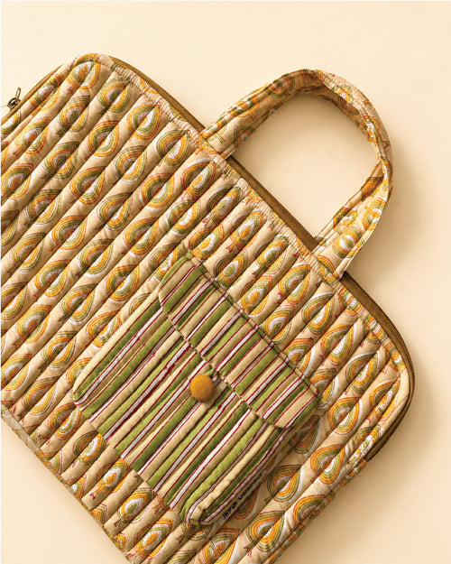 Andaaz Quilted Laptop Bag