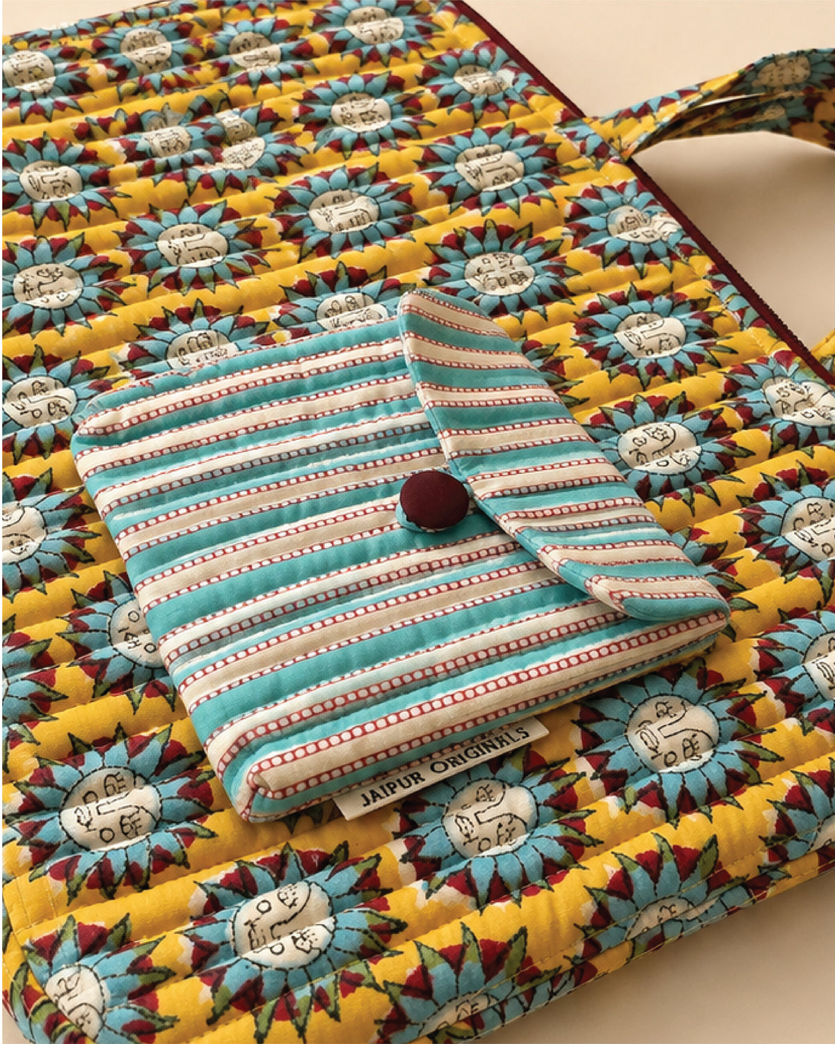 Surya Quilted Laptop Bag